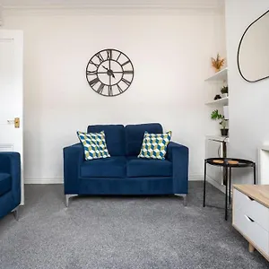 The Crown - Modern & Stylish From Near Hopetown Darlington (Durham)